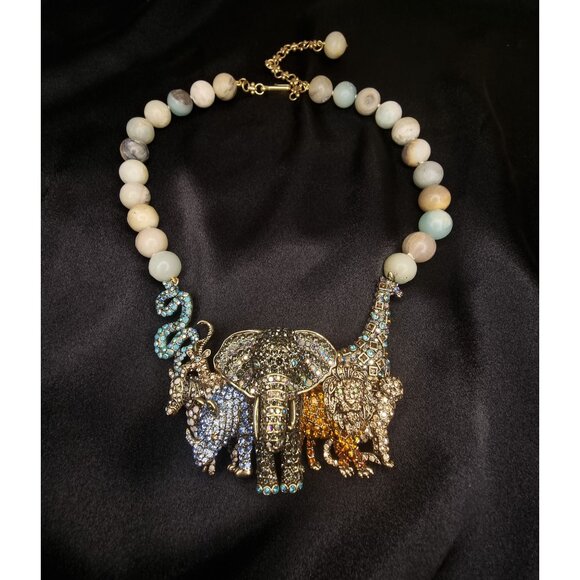 Heidi Daus Safari-Themed Necklace With Beaded Strand & Multicolor Crystal Animal - Picture 3 of 6